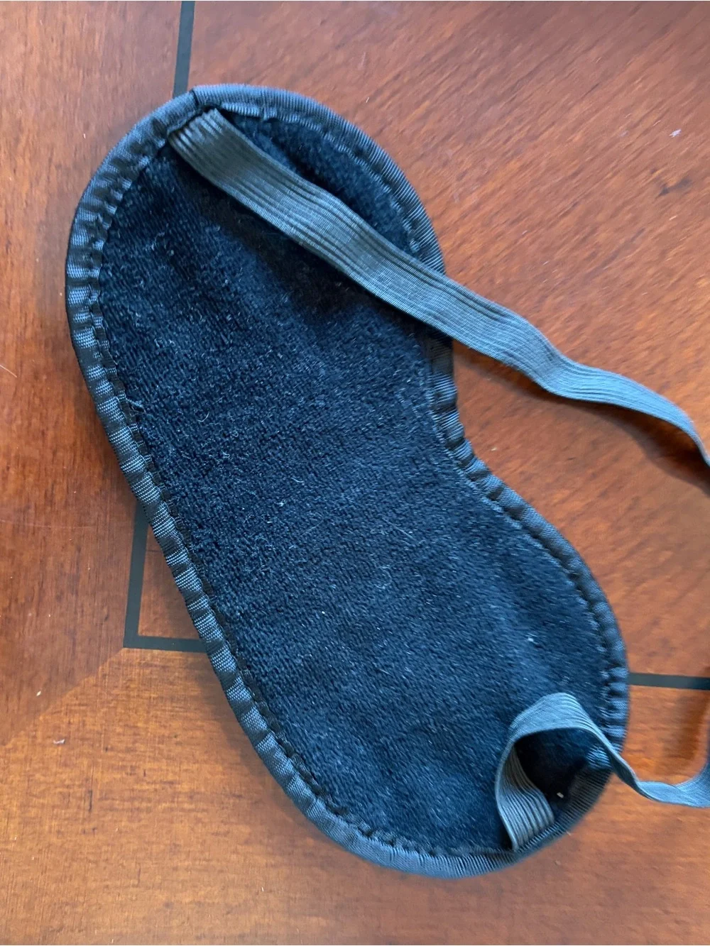 Diane Von Furstenberg travel sleep mask